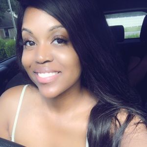 Meet your Posher, Kellie